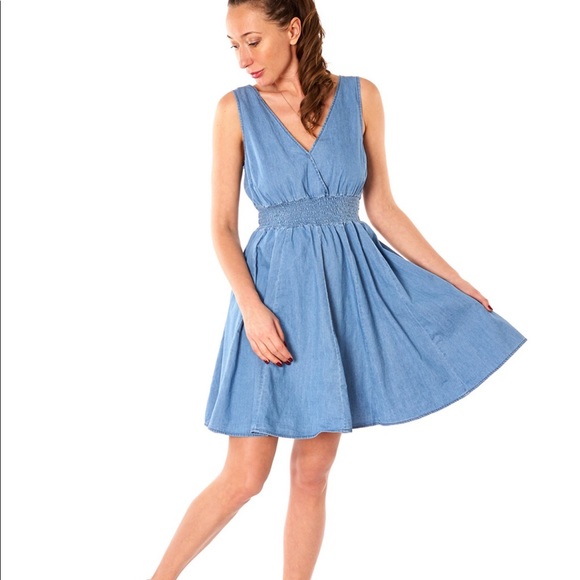 Vero Moda Dresses & Skirts - Vero Moda Denim Dress